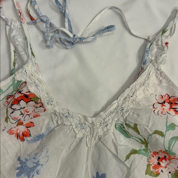 Vintage Cottagecore Ethereal Lace Floral Bandana Tank - Picture 4 of 5